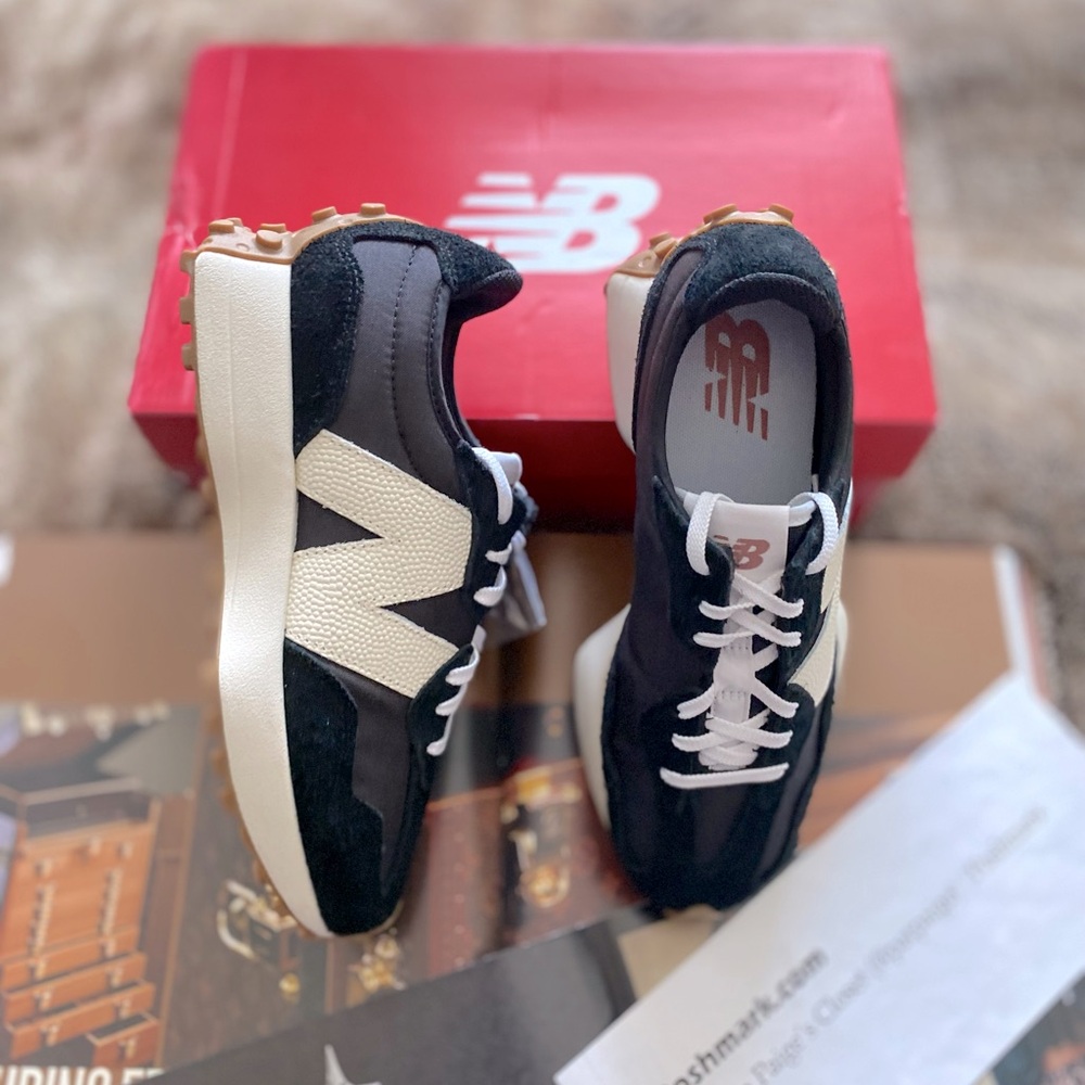 New Balance Women's Black and Cream Retro-Style Sneakers - Picture 11 of 16